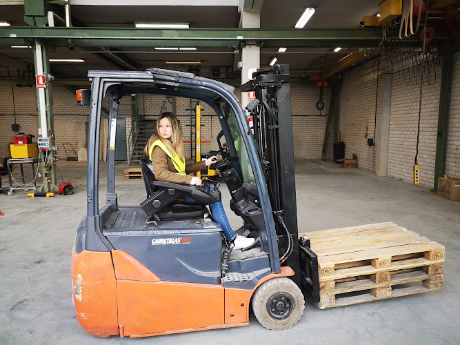 FADECOM - Cursos de Carretillero