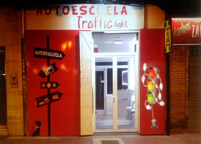 Autoescuela Traffic light - Autoescuela en Murcia