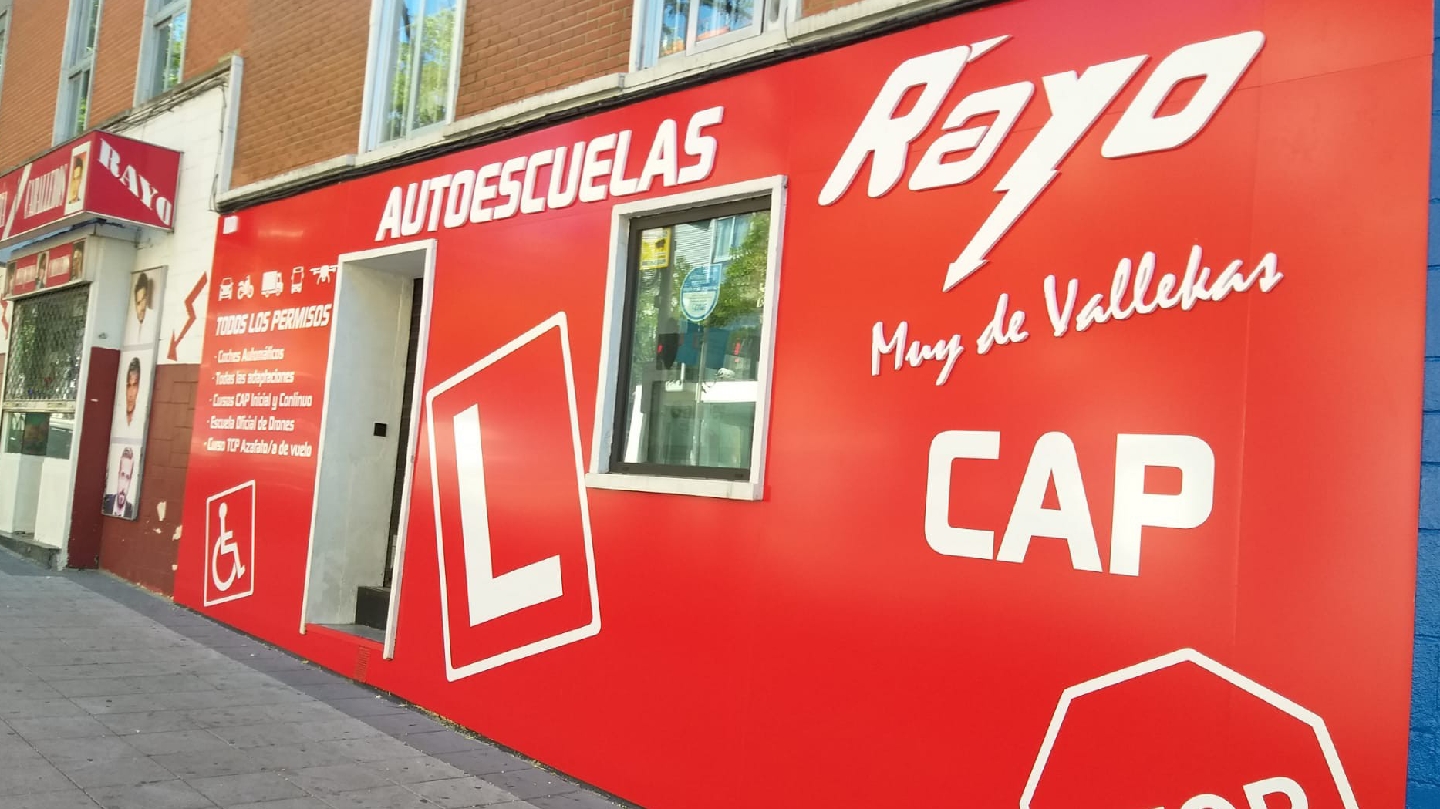 Autoescuela Rayo Vallecas . Recuperación de Puntos, Drones y Azafatas TCP Madrid