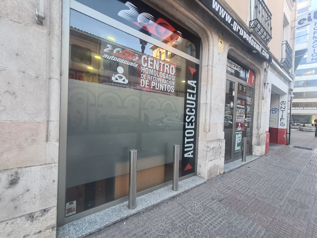 2000 CENTRO DE FORMACION INTEGRAL SL